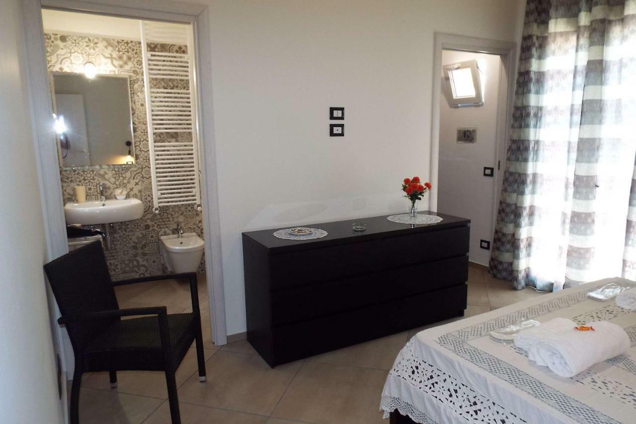 Cefalu Studio Room And Apartments Buitenkant foto