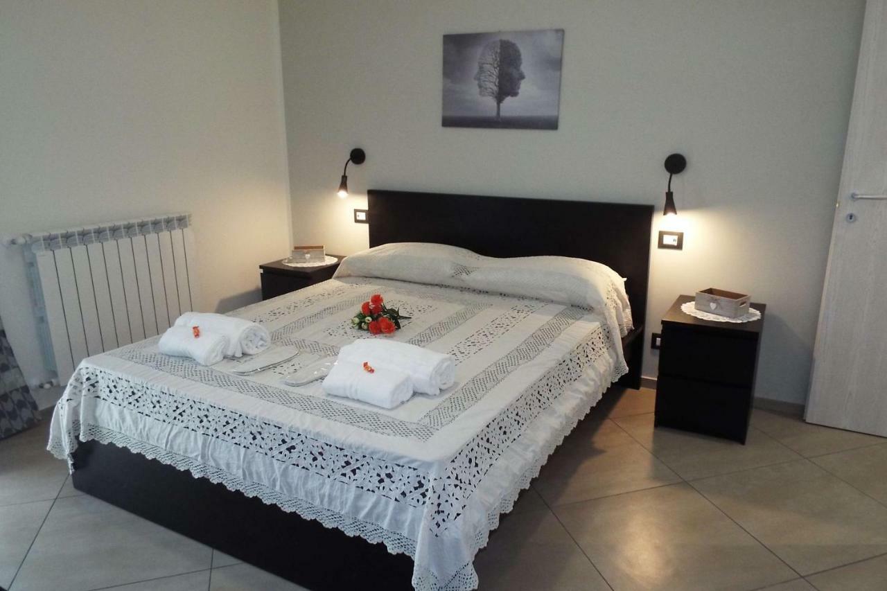 Cefalu Studio Room And Apartments Buitenkant foto