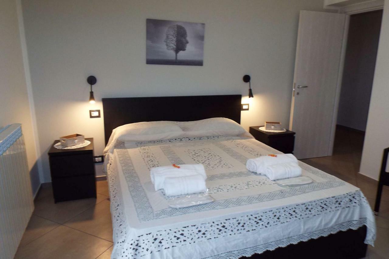 Cefalu Studio Room And Apartments Buitenkant foto